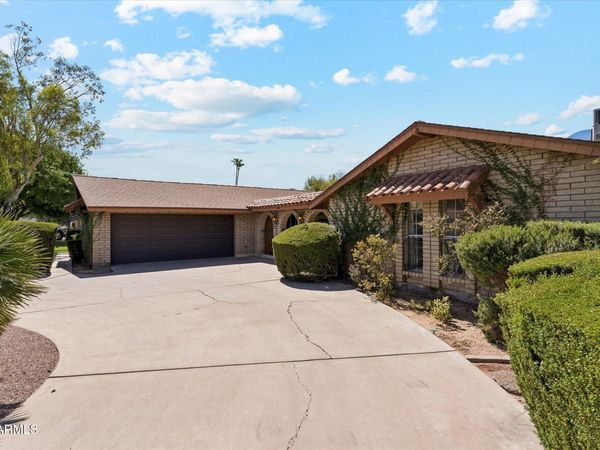 495 W KENT Drive, Chandler, AZ 85225