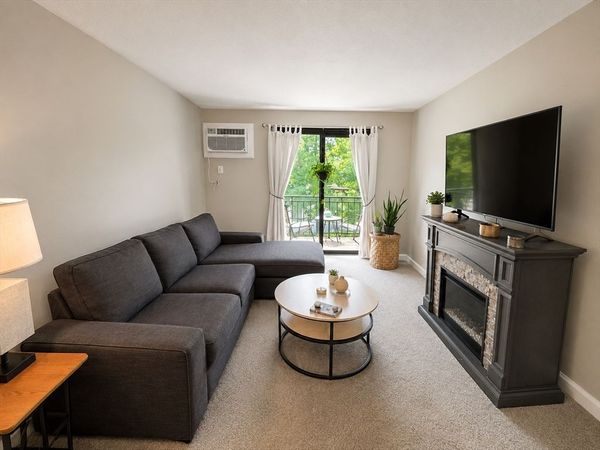 655 W Lowell Ave, Unit 12, Haverhill, MA 01832