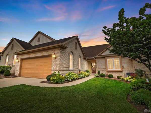 6874 Lorien Woods Drive, Miamisburg, OH 45459