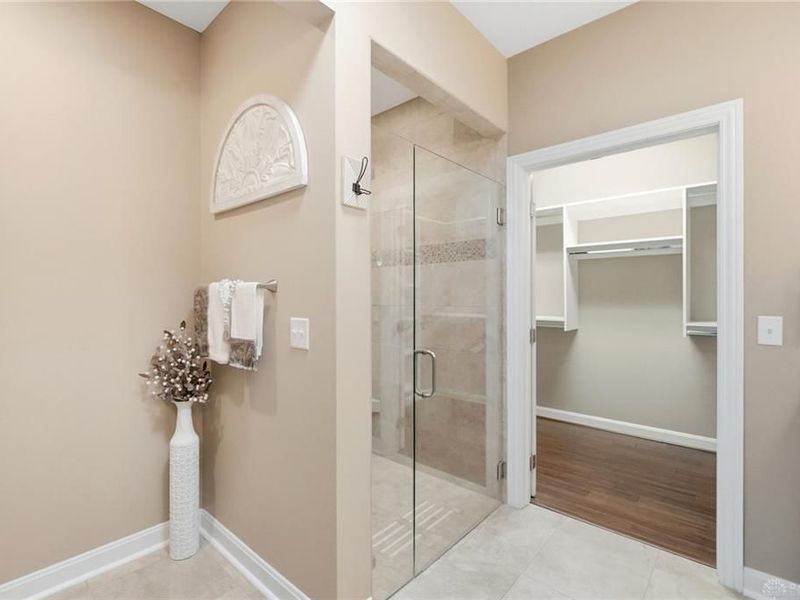 6874 Lorien Woods Drive, Miamisburg, OH 45459 Photo 29