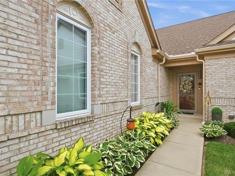 6874 Lorien Woods Drive, Miamisburg, OH 45459 Photo 5