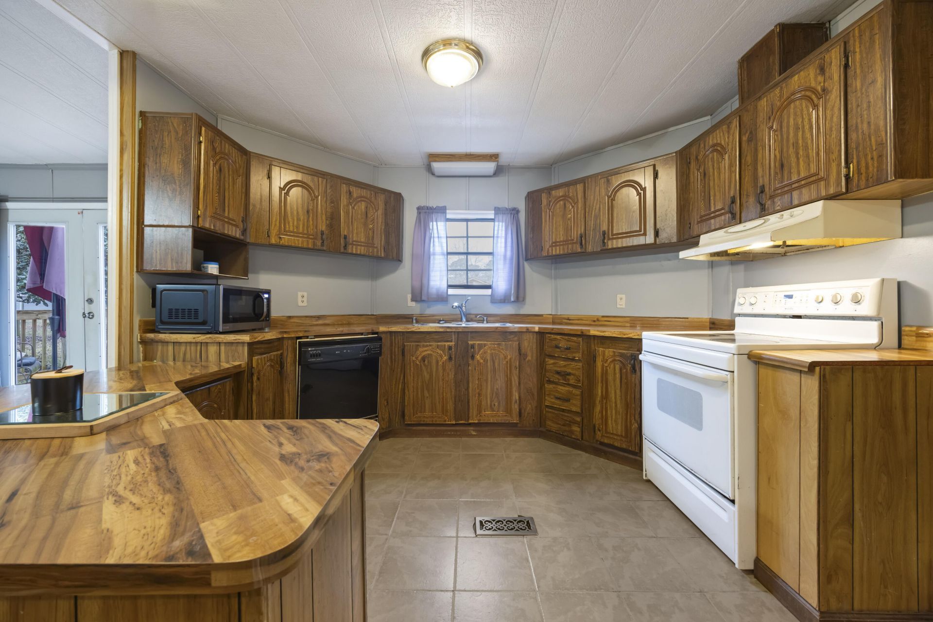 5159 Red Oak Road Photo 14