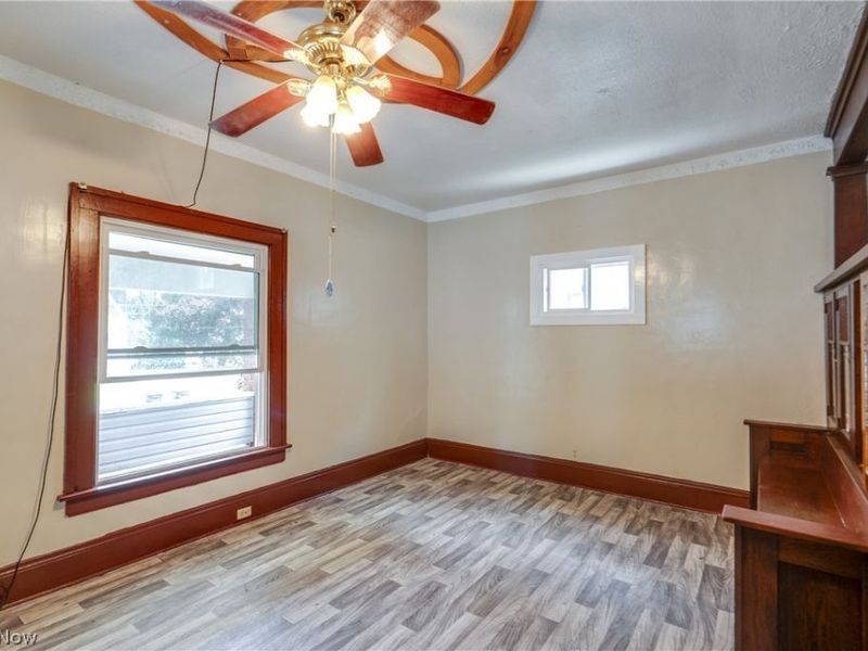 926 Work Drive, Akron, OH 44320 Photo 6