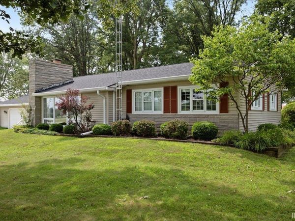 1354 E Washington Street, Winchester, IN 47394