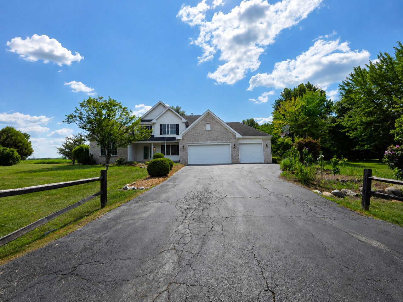 12751 Vestas Place , Belvidere, IL 61008