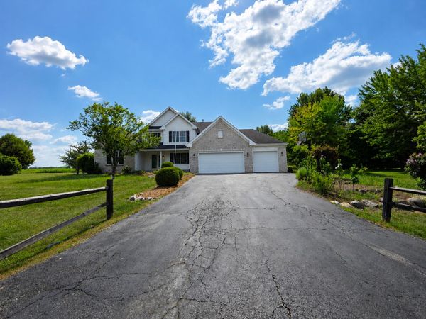 12751 Vestas Place , Belvidere, IL 61008