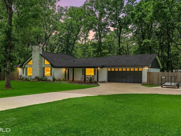 8111 Southdowns Drive, Shreveport, LA 71107