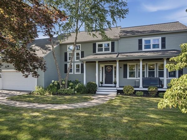 11 Skye Line Drive, Sutton, MA 01590