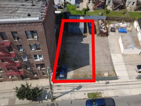 127 E 233rd Street, Bronx, NY 10470