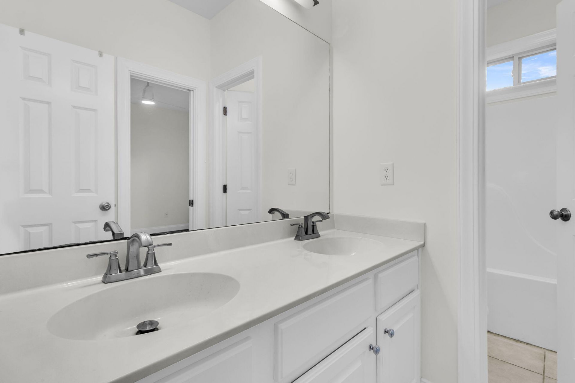 8557 Refuge Point Circle Photo 34