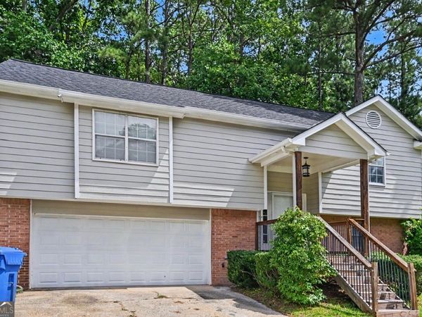 2102 Sandtree Court SW, Atlanta, GA 30331