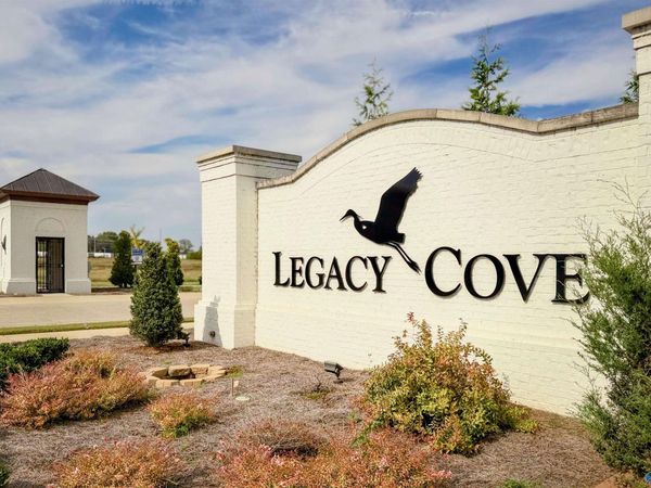 Lot 18 Legacy Cove, Decatur, AL 35601