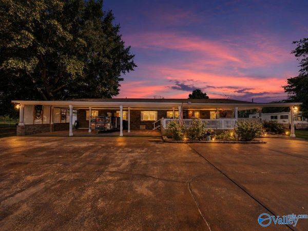 21738 New Garden Road, Elkmont, AL 35620