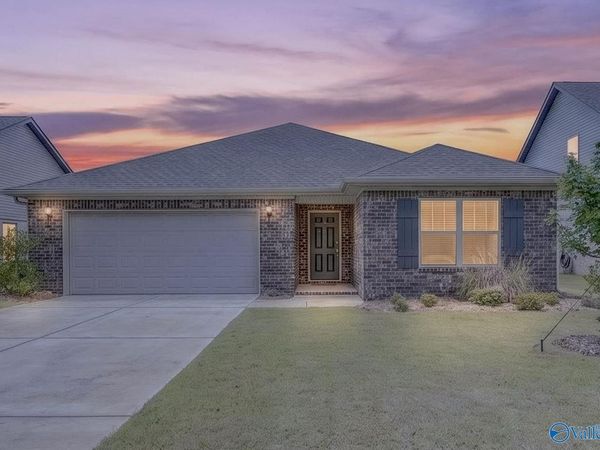 102 Waltrip Drive, Owens Cross Roads, AL 35763