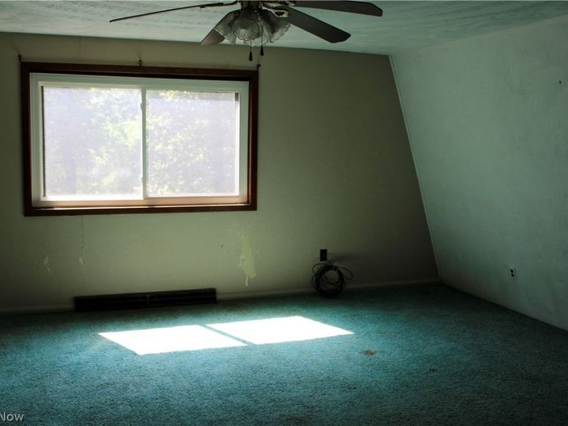 13893 County Road 100, Lakeville, OH 44638 Photo 15