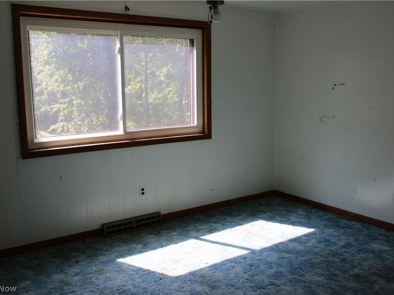 13893 County Road 100, Lakeville, OH 44638 Photo 3