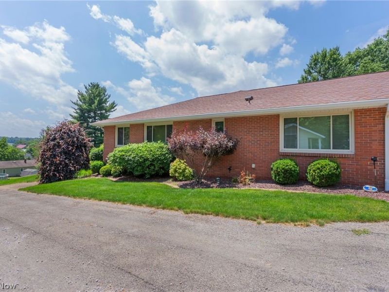570 East Street, East Palestine, OH 44413 Photo 12