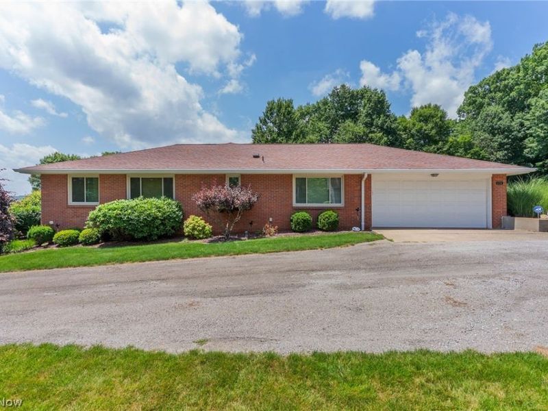 570 East Street, East Palestine, OH 44413 Photo 14
