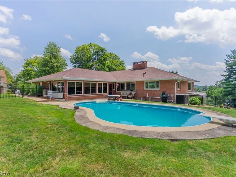 570 East Street, East Palestine, OH 44413 Photo 18
