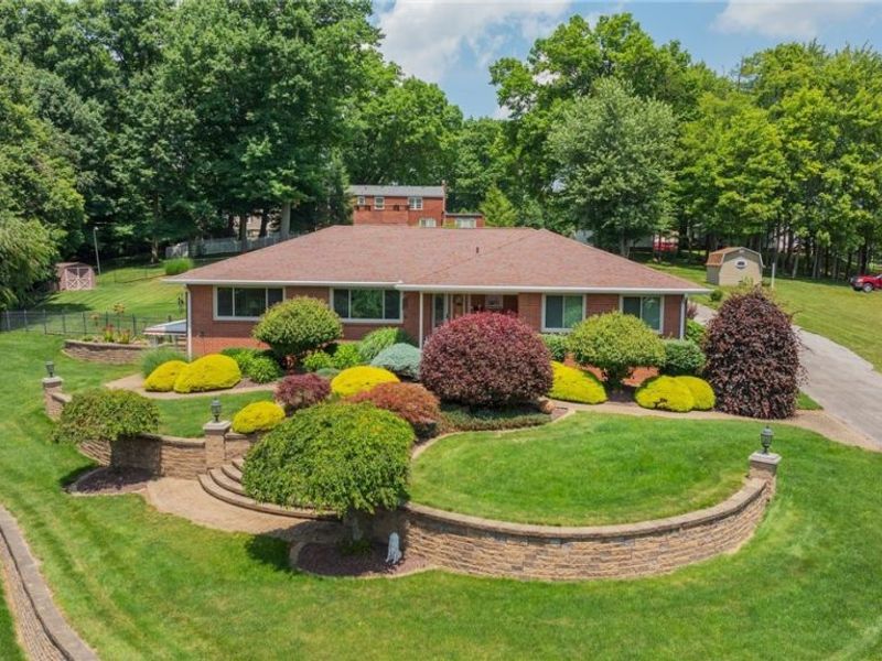 570 East Street, East Palestine, OH 44413 Photo 2