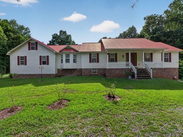 240 Hash Ln, Rock Island, TN 38581