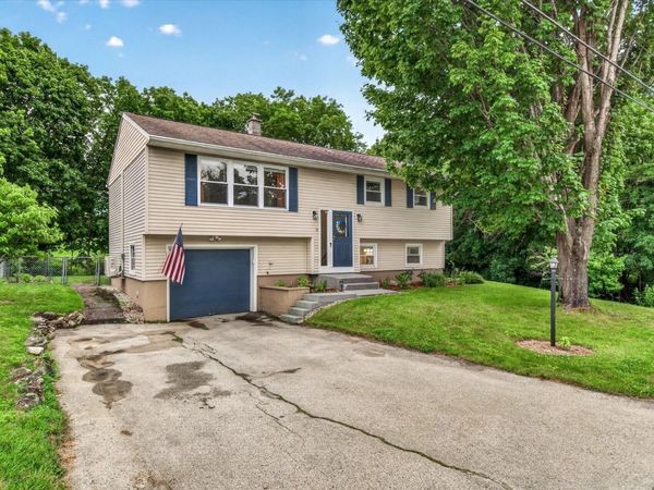 31 Ronaldo Court, Rutland City, VT 05701