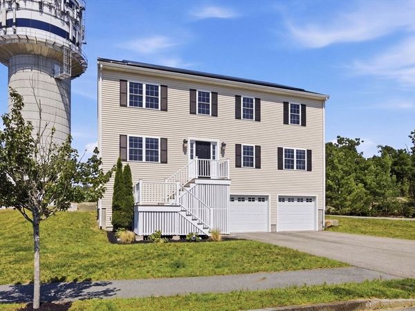 6 Pzegeo Circle, Peabody, MA 01960