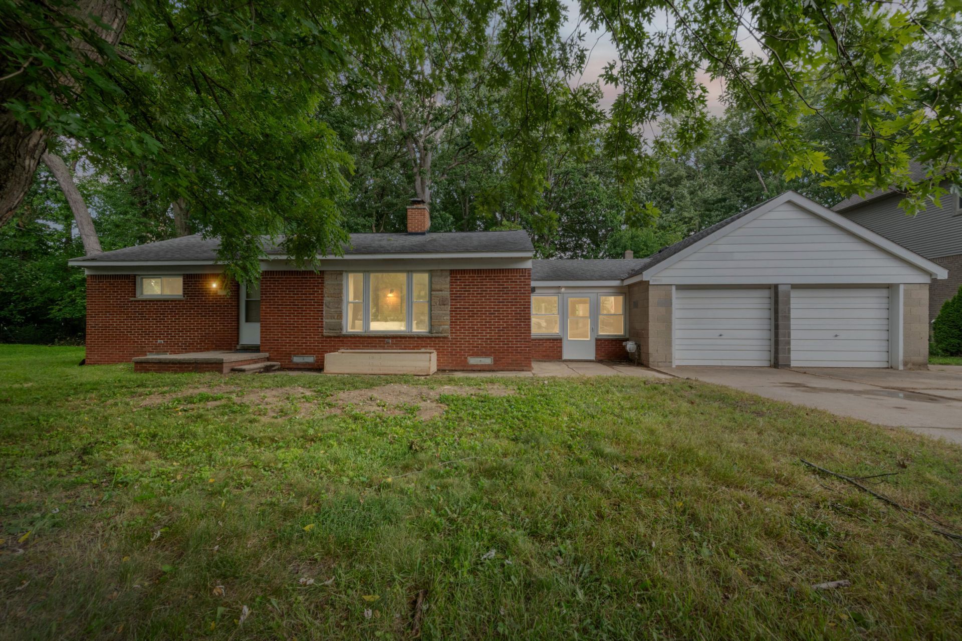 3894 Jennings Drive, Troy, MI 48083 Main Photo