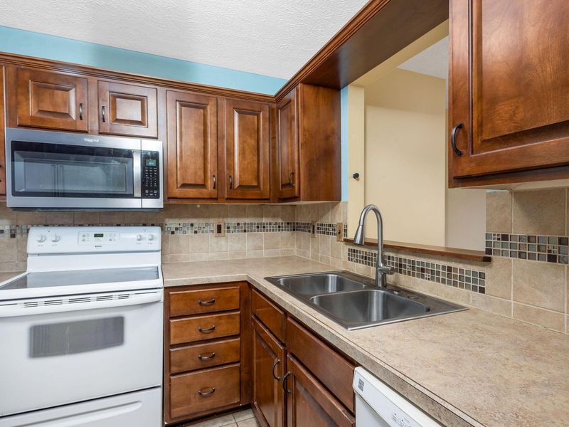 2325 Sandman Drive , Unit 69D, Columbus, OH 43235 Photo 15
