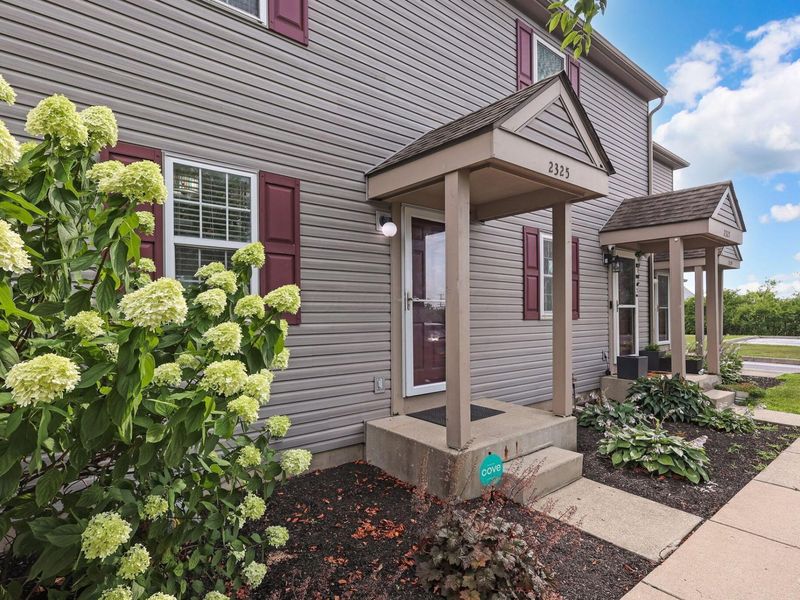 2325 Sandman Drive , Unit 69D, Columbus, OH 43235 Photo 3