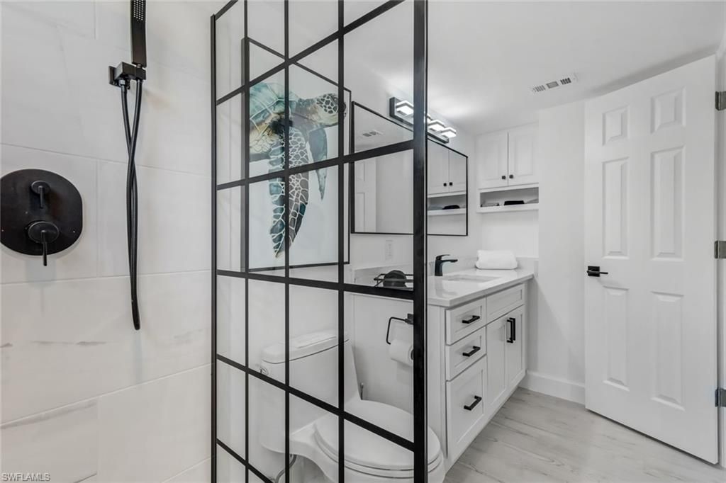 960 7th St S, Unit 105, Naples, FL 34102 Photo