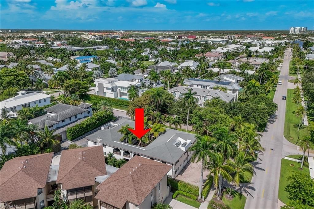 960 7th St S, Unit 105, Naples, FL 34102 Photo