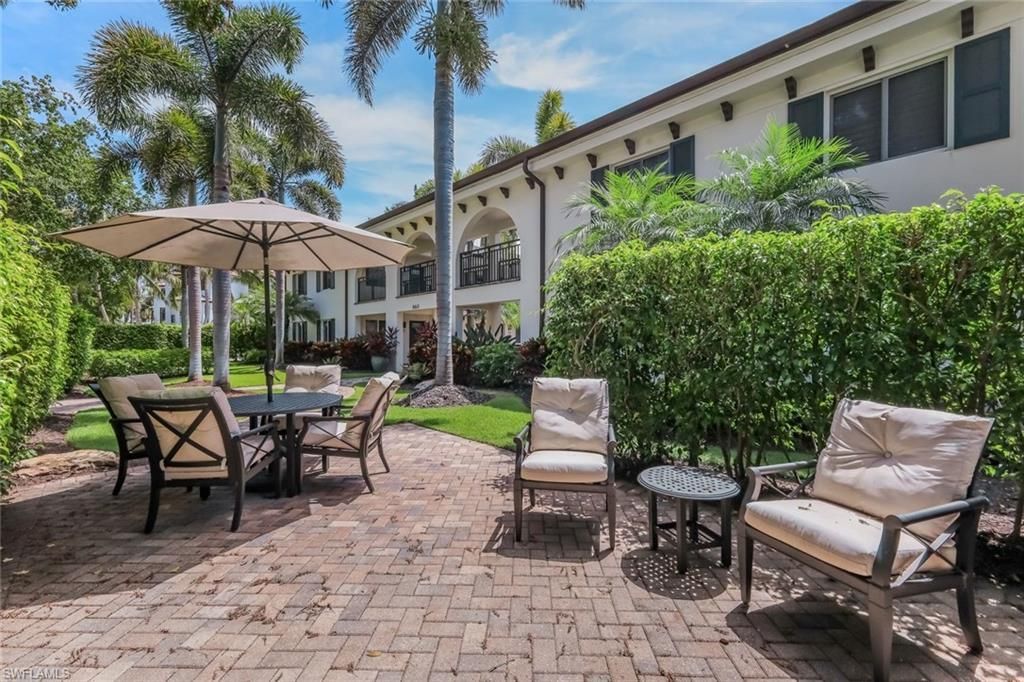 960 7th St S, Unit 105, Naples, FL 34102 Photo