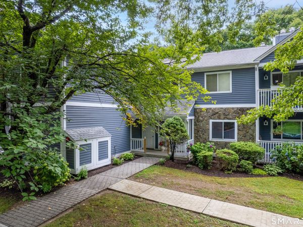 215 Windgate, Unit E, Monroe, CT 06468