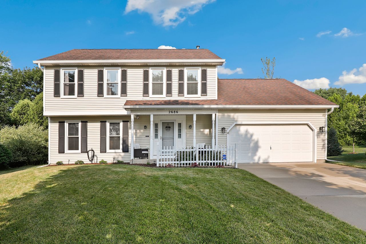 2686 Le Baron Court , Geneva, IL 60134