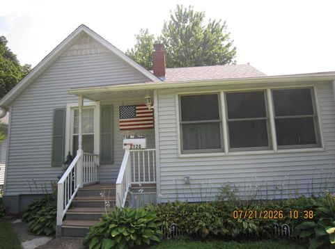 Main Photo