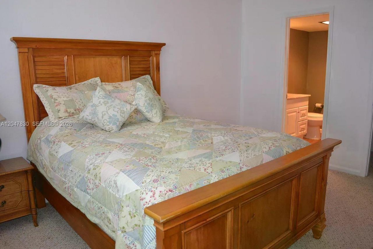 9855 Sandalfoot Blvd , Unit 308, Boca Raton, FL 33428 Photo