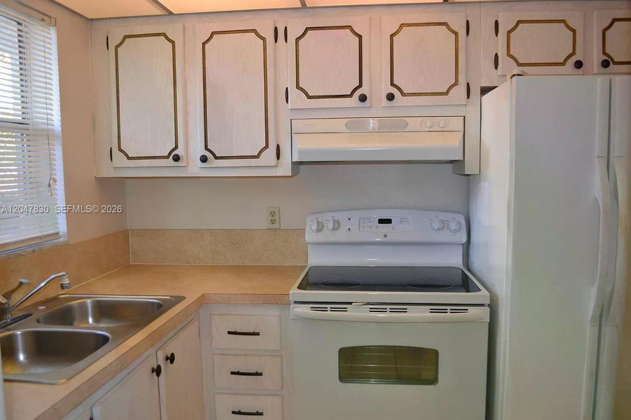 9855 Sandalfoot Blvd , Unit 308, Boca Raton, FL 33428 Photo