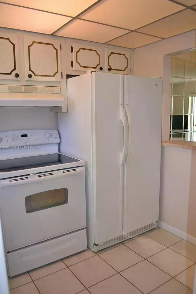 9855 Sandalfoot Blvd , Unit 308, Boca Raton, FL 33428 Photo