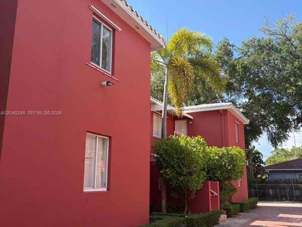 544 NE 62nd St , Unit 544-8, Miami, FL 33138