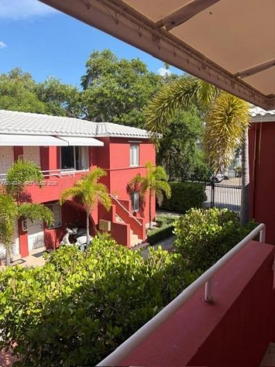 544 NE 62nd St , Unit 544-8, Miami, FL 33138 Photo