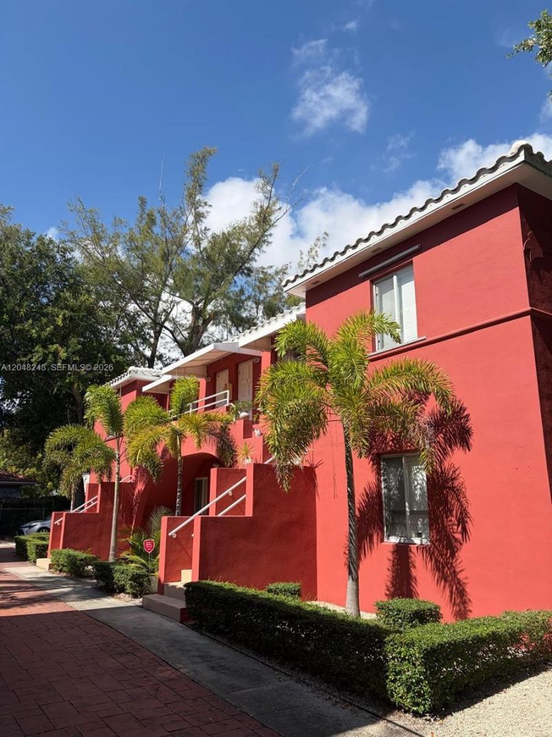 544 NE 62nd St , Unit 544-8, Miami, FL 33138 Photo