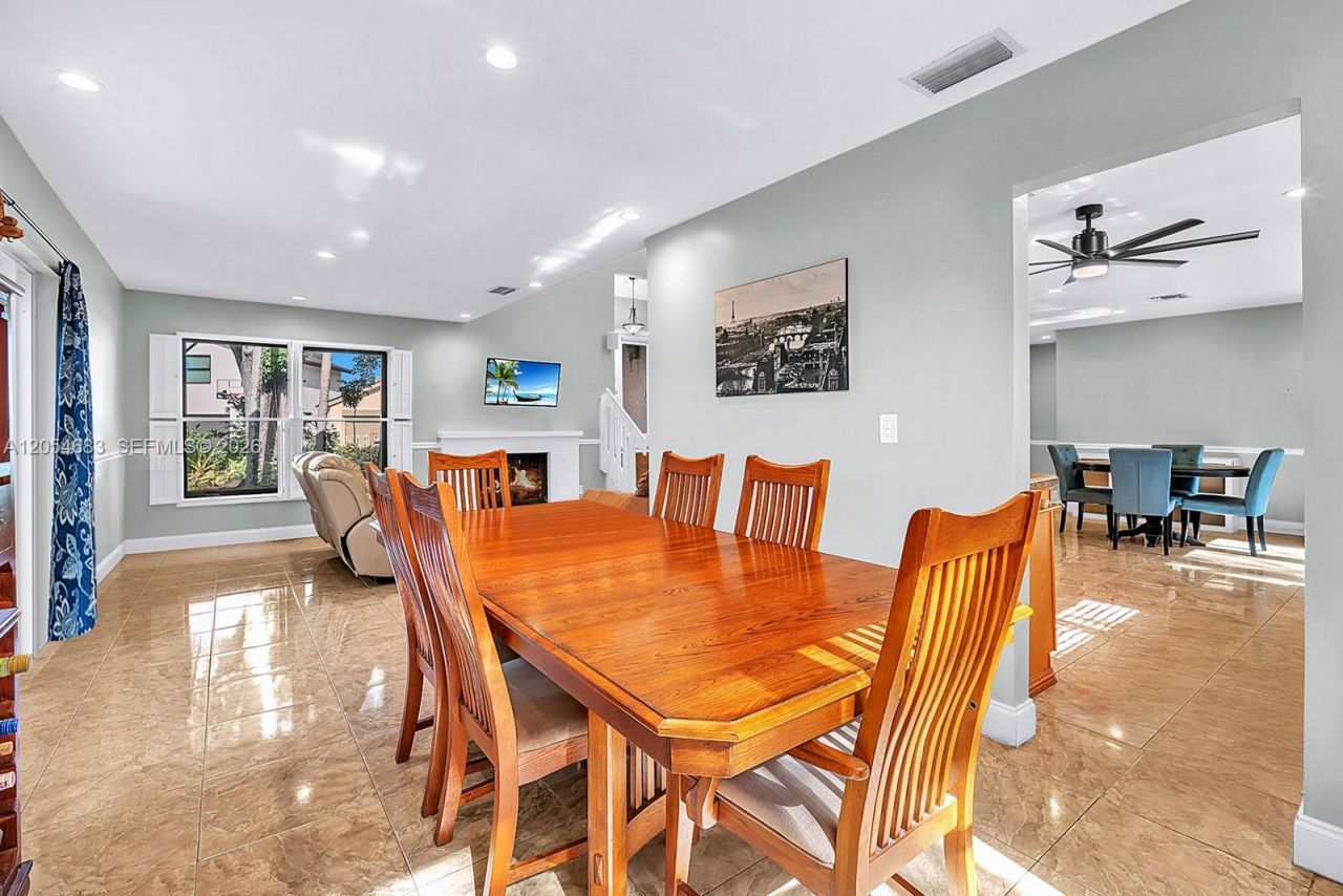 42 Birch Dr, Cooper City, FL 33026 Photo