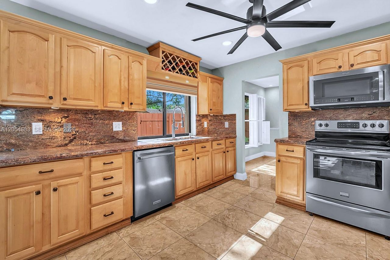 42 Birch Dr, Cooper City, FL 33026 Photo