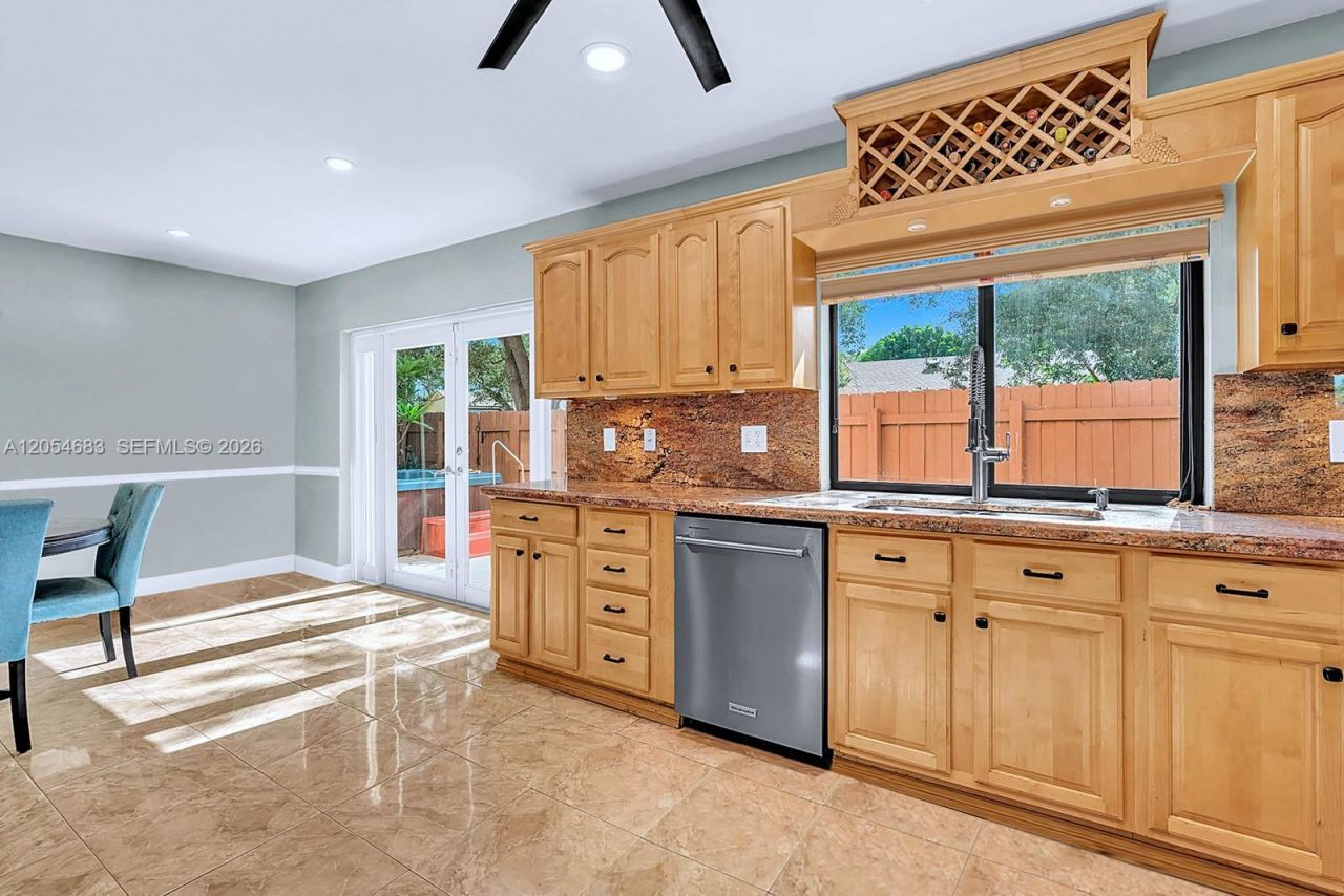 42 Birch Dr, Cooper City, FL 33026 Photo