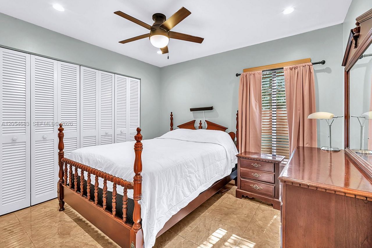42 Birch Dr, Cooper City, FL 33026 Photo