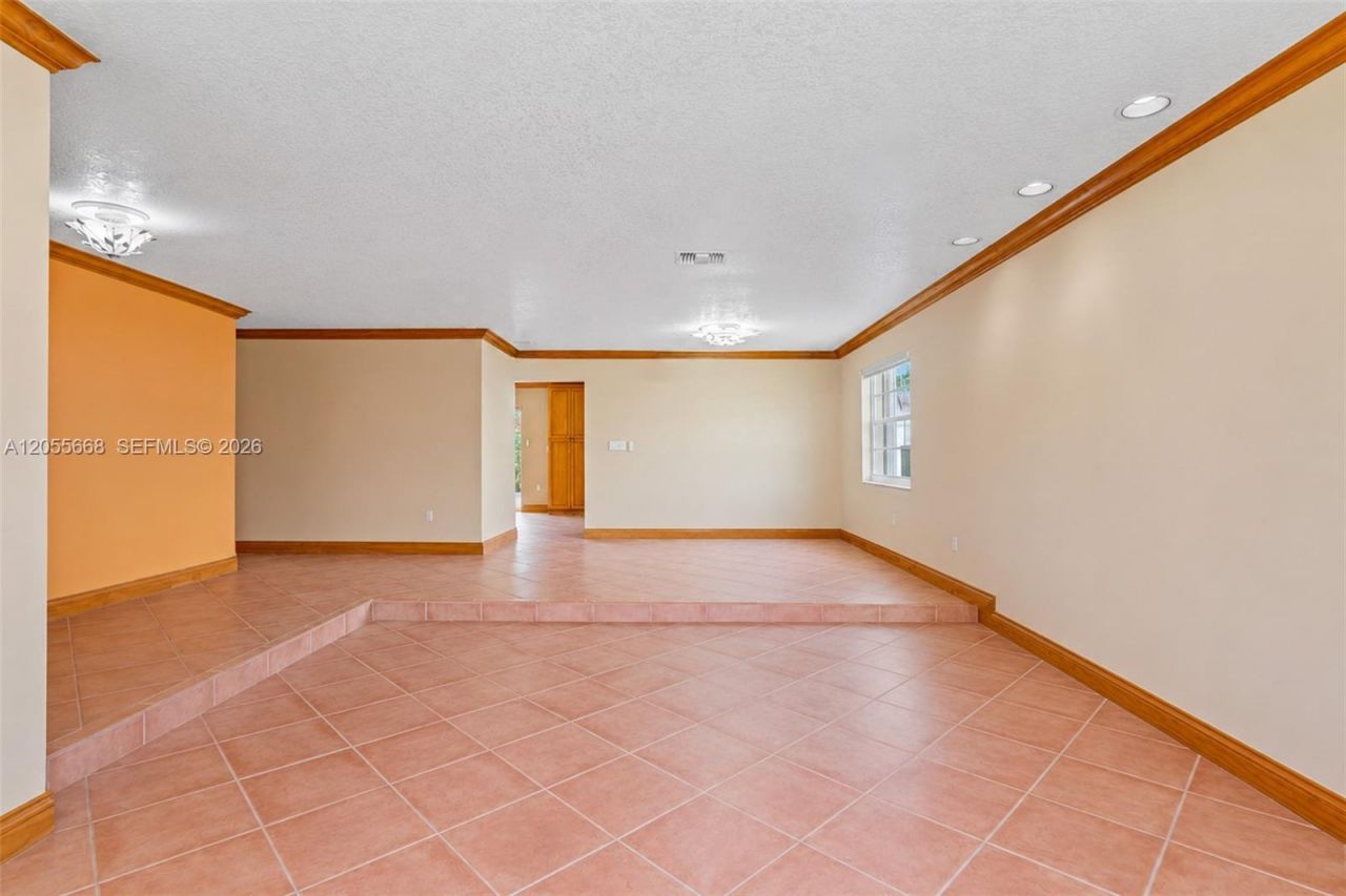 13390 SW 1st St, Miami, FL 33184 Photo