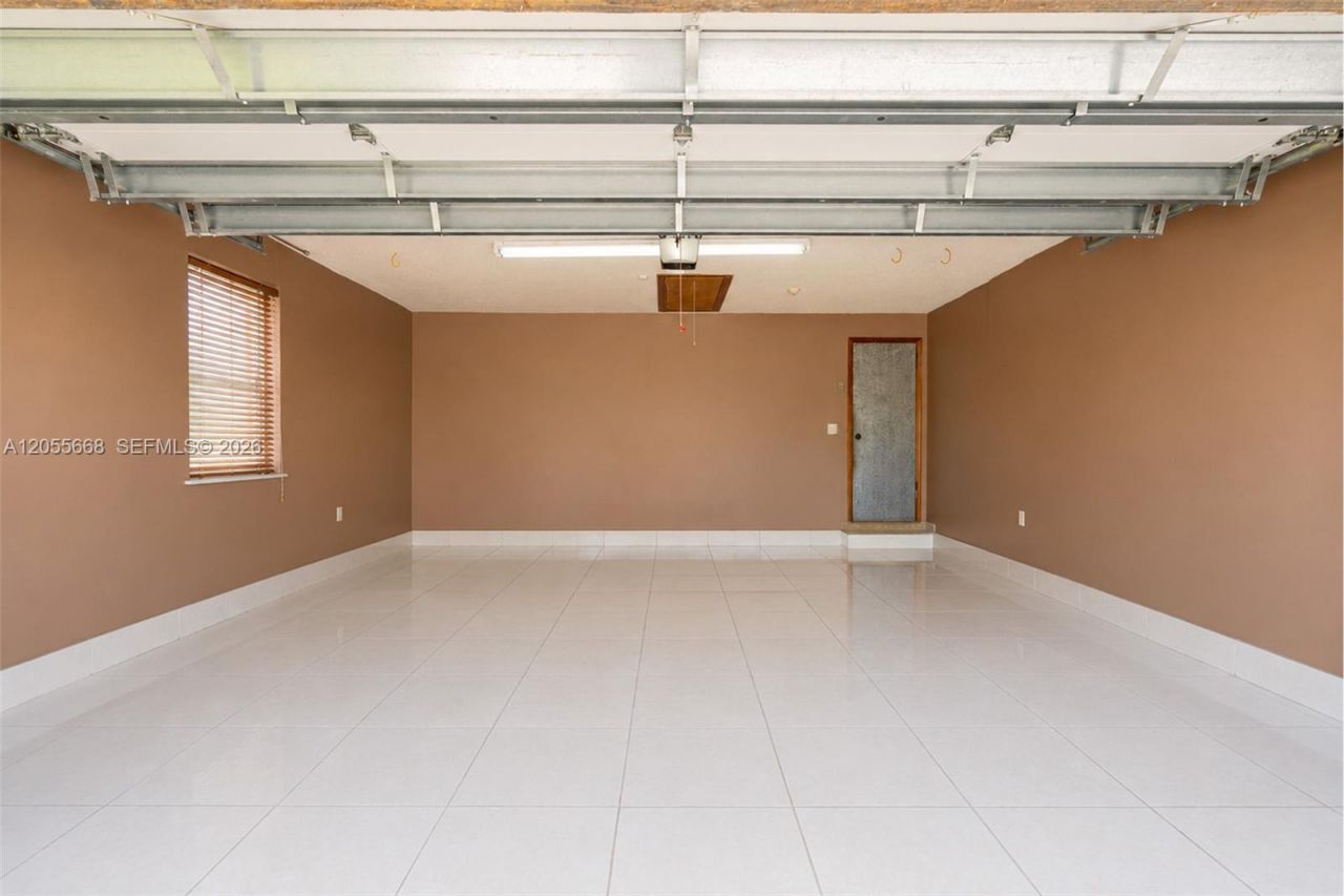 13390 SW 1st St, Miami, FL 33184 Photo
