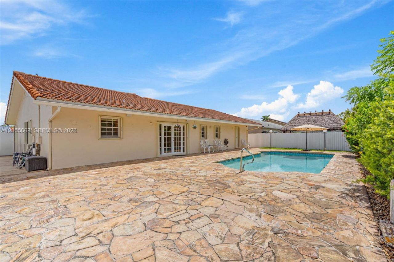 13390 SW 1st St, Miami, FL 33184 Photo