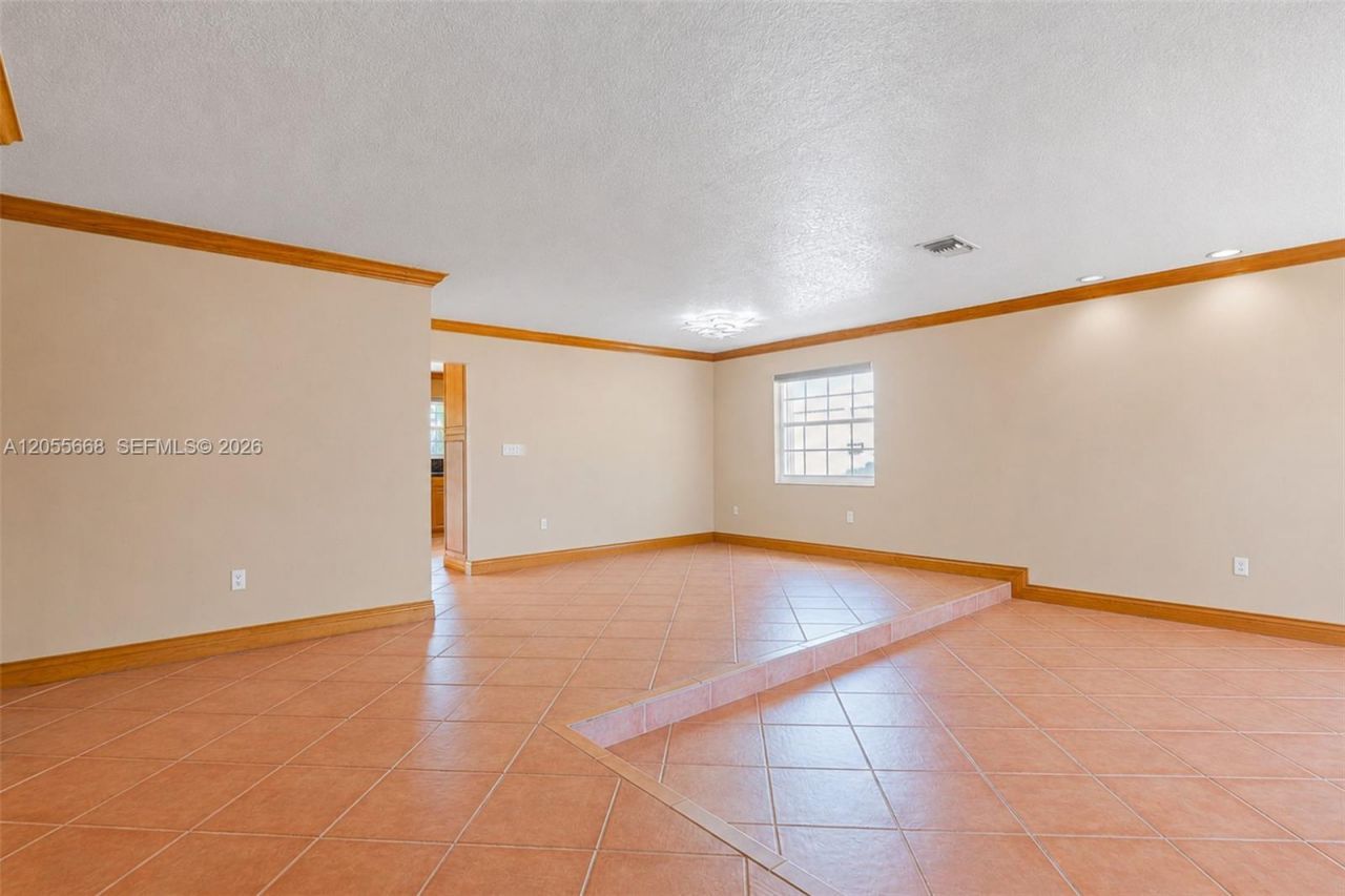 13390 SW 1st St, Miami, FL 33184 Photo